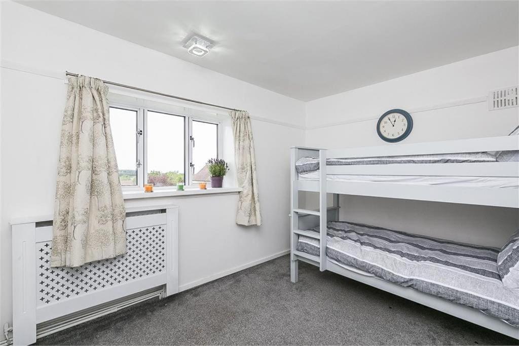 Vakantiehuis Dreghorn House 4 Bedrooms 3 Toilets 3 Reception Free Parking 233 Mbp Wifi *